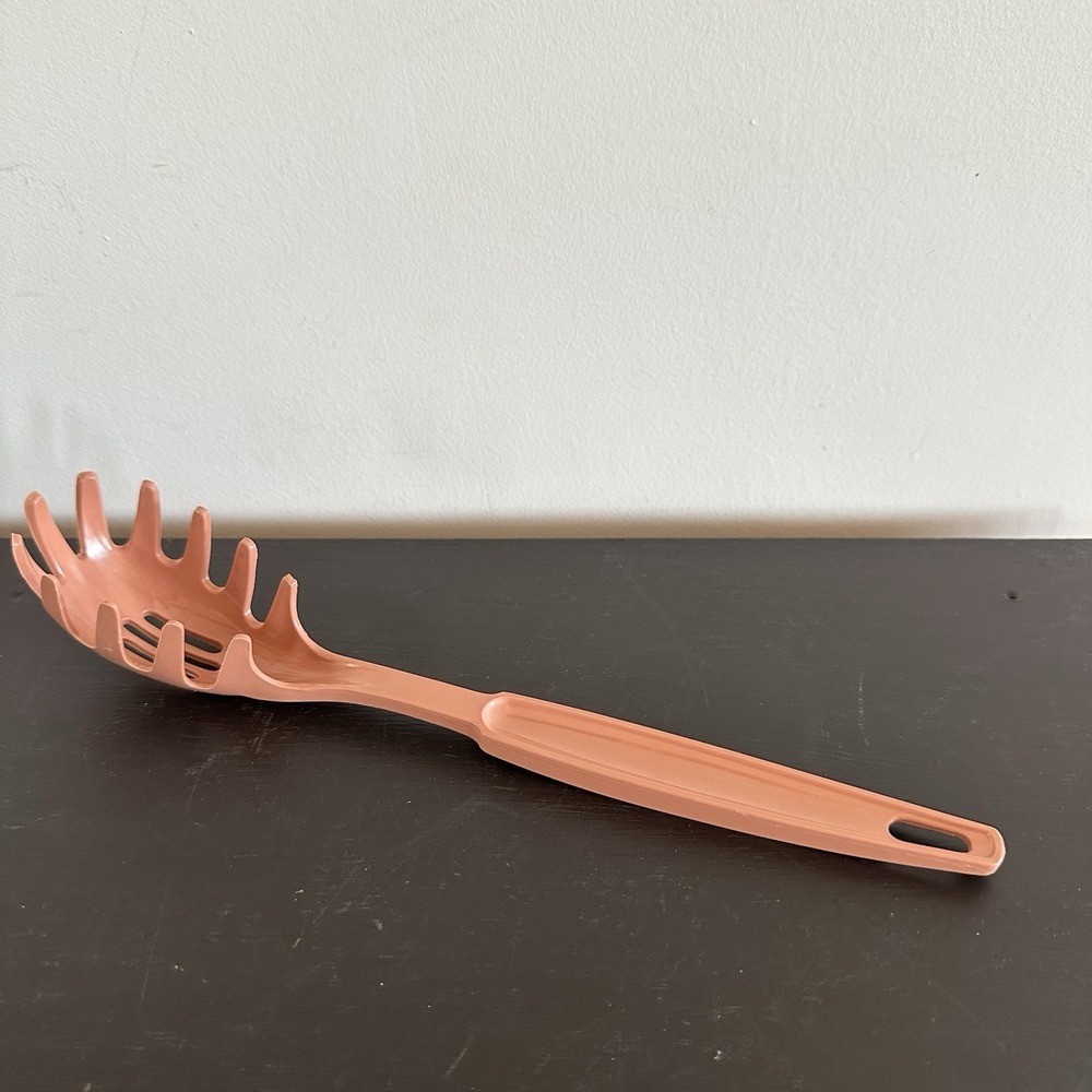Ecko Spaghetti Pasta Spoon 12" Slotted Serving Utensil Plastic Pink